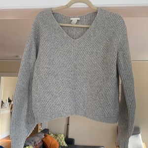MOVING - MAKE AN OFFER Structured gray H&M sweater